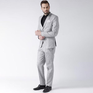 Men Grey Solid Single-Breasted Formal Suit